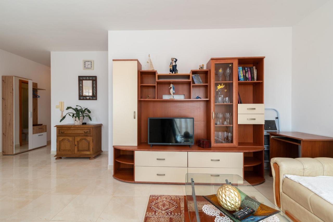 Апартаменты Apartman Dildo Трогир Экстерьер фото